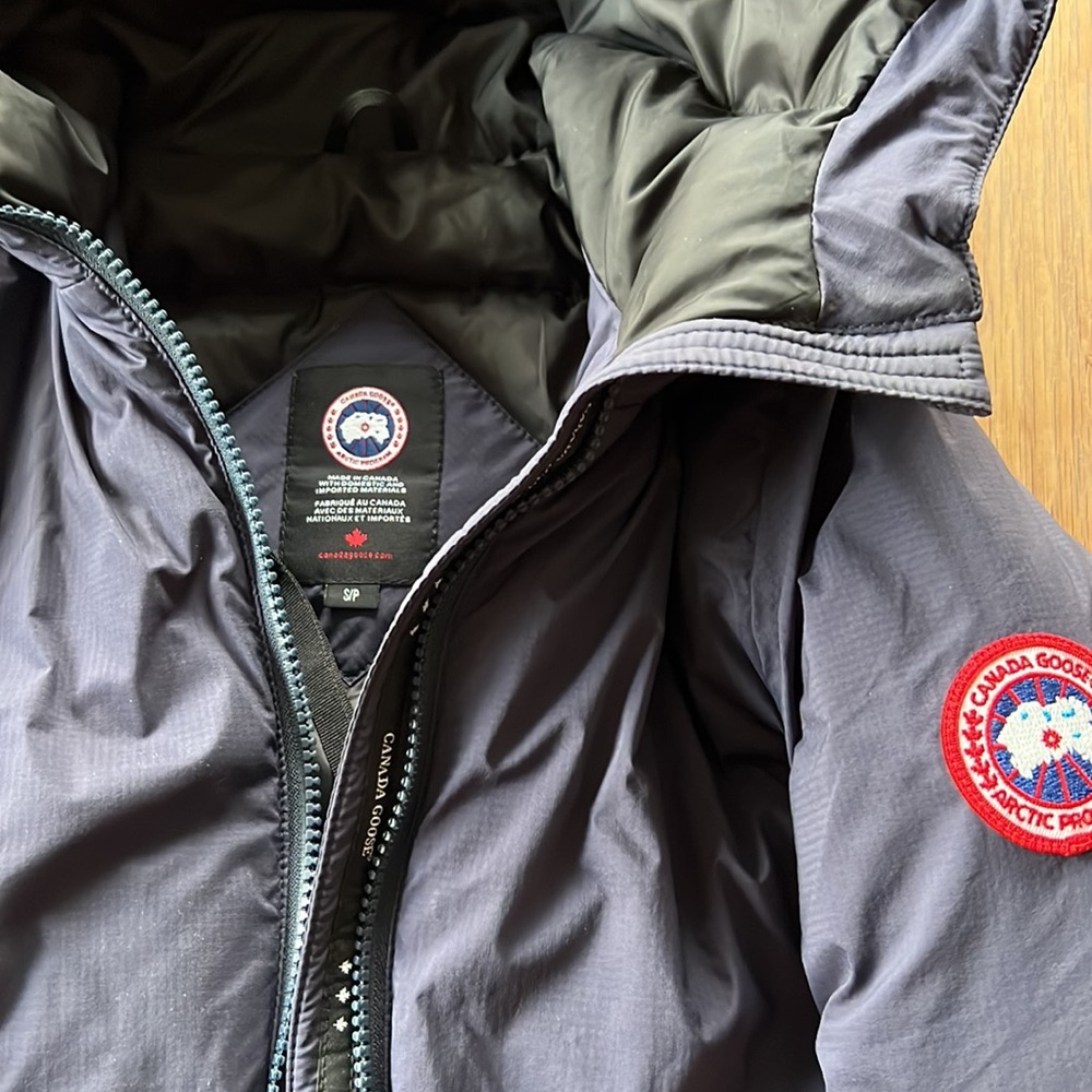 Canada Goose Women's Camp Down Hoody Jacket Small